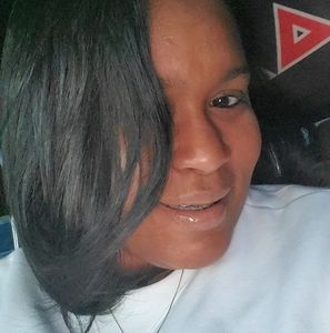 Meet your Posher, Lanise